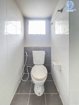 *****ทาวน์เฮ้าส์มือสองย่านนนทบุรี ม.แกรนด์พลีโน่ รัตนาธิเบศร์ หลังมุม บนเนื้อที่ 19 ตร.ว. ฟังก์ชัน 3 ห้องนอน 2 ห้องน้ำ 1 ที่จอดรถ ทำเลดี เชื่อมต่อถ.ติวานนท์, ถ.รัตนาธิเบศร์, ถ.นครอินทร์, ถ.ราชพฤกษ์ ใกล้รถไฟฟ้าสายสีม่วง "สถานีบางพลู" และจุดขึ้นทางด่วน "ศรีรัช-วงแหวน"